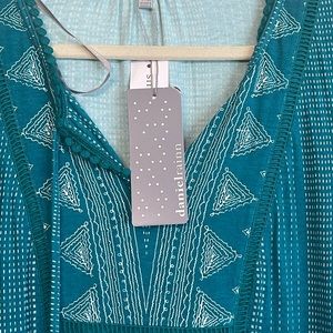 Daniel Rain. Raegan Tassel detail Knit dress.  Teal Green.